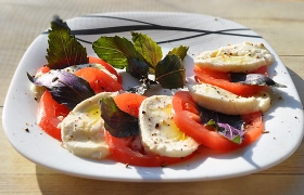 Салат Капрезе