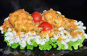 Куриные ножки в луково-сметанном соусе